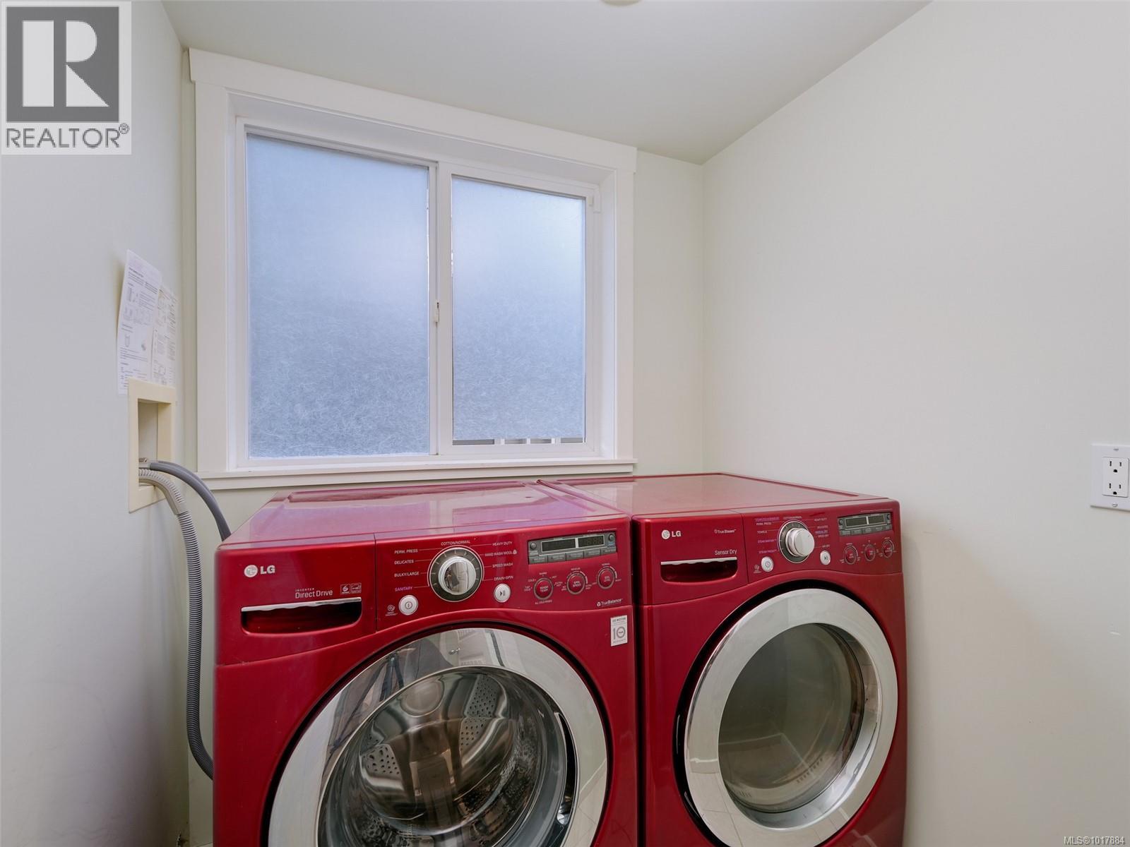 6262 Selkirk Terr, Duncan