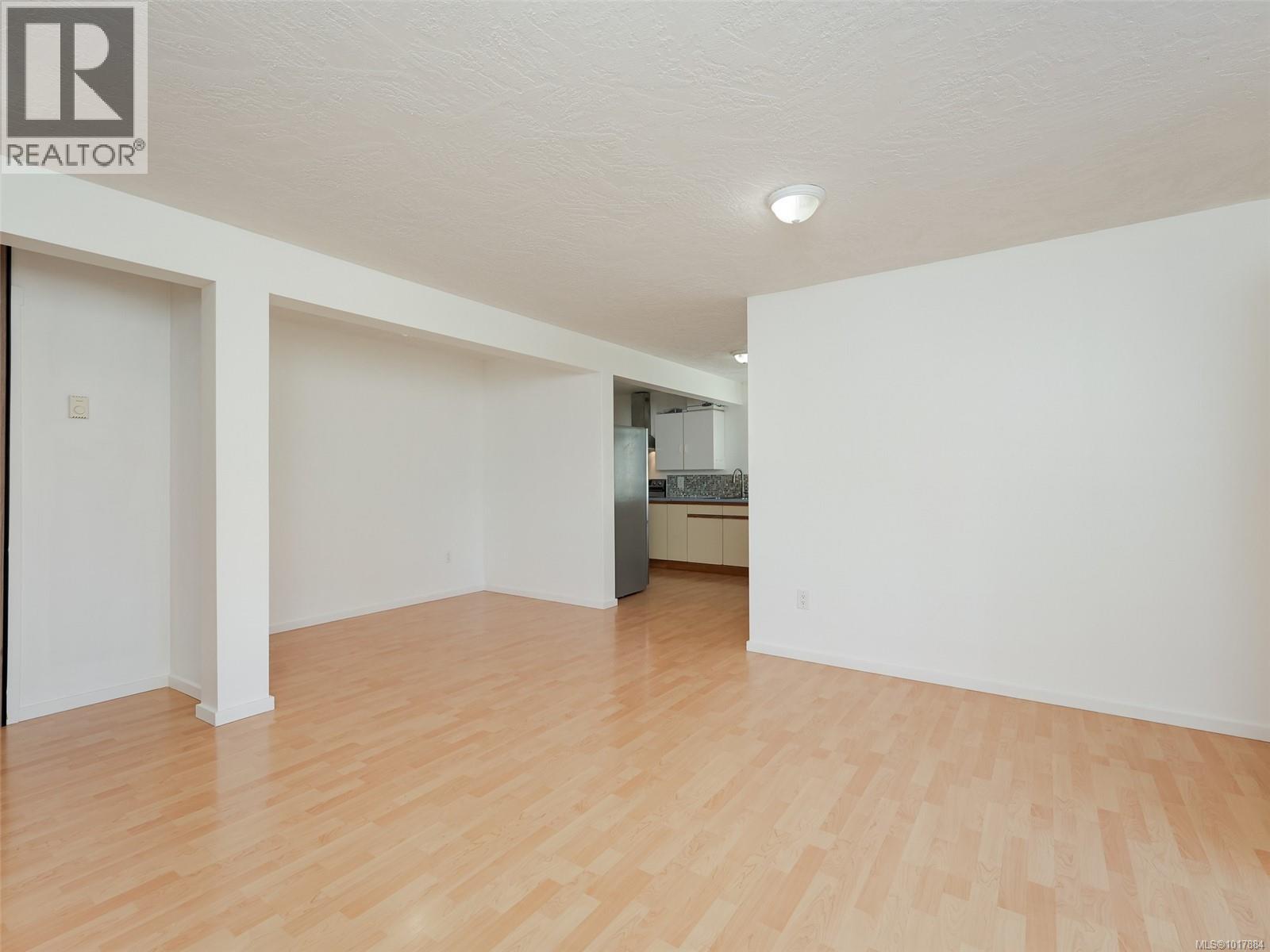 6262 Selkirk Terr, Duncan