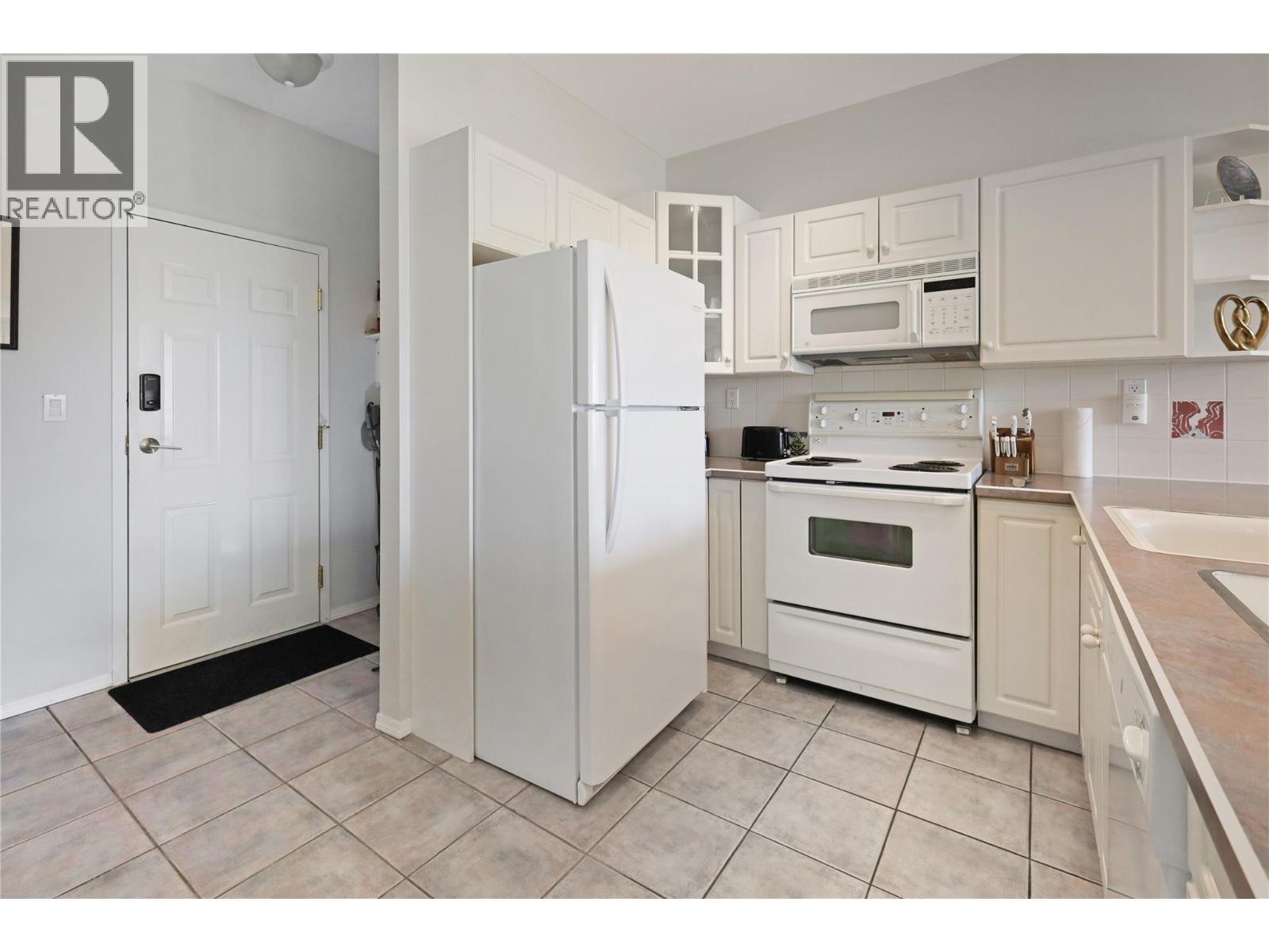 5052 Riverview Road Unit# 1010A, Fairmont Hot Springs