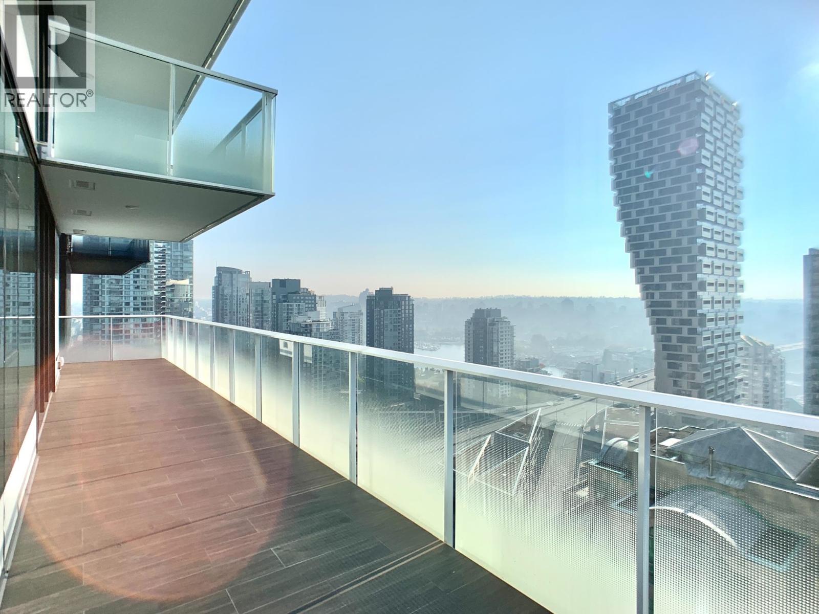 2504 1335 HOWE STREET, Vancouver