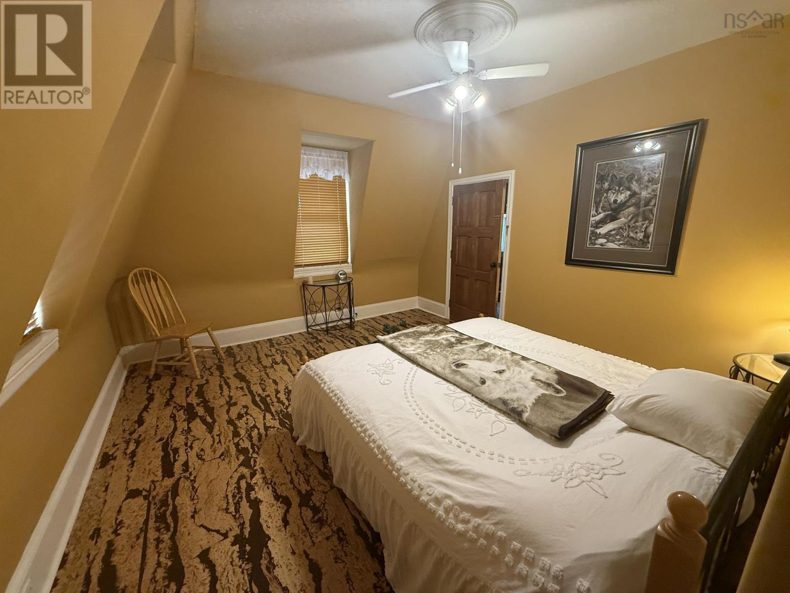 Property 26 of 47 of 89 WELSFORD Street