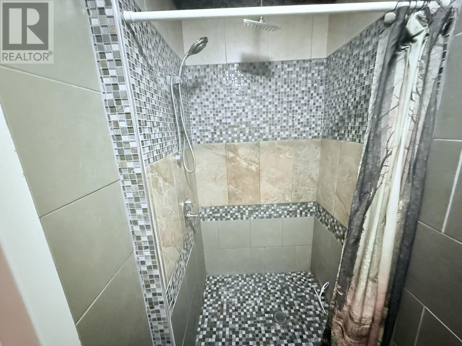 Property 21 of 47 of 89 WELSFORD Street