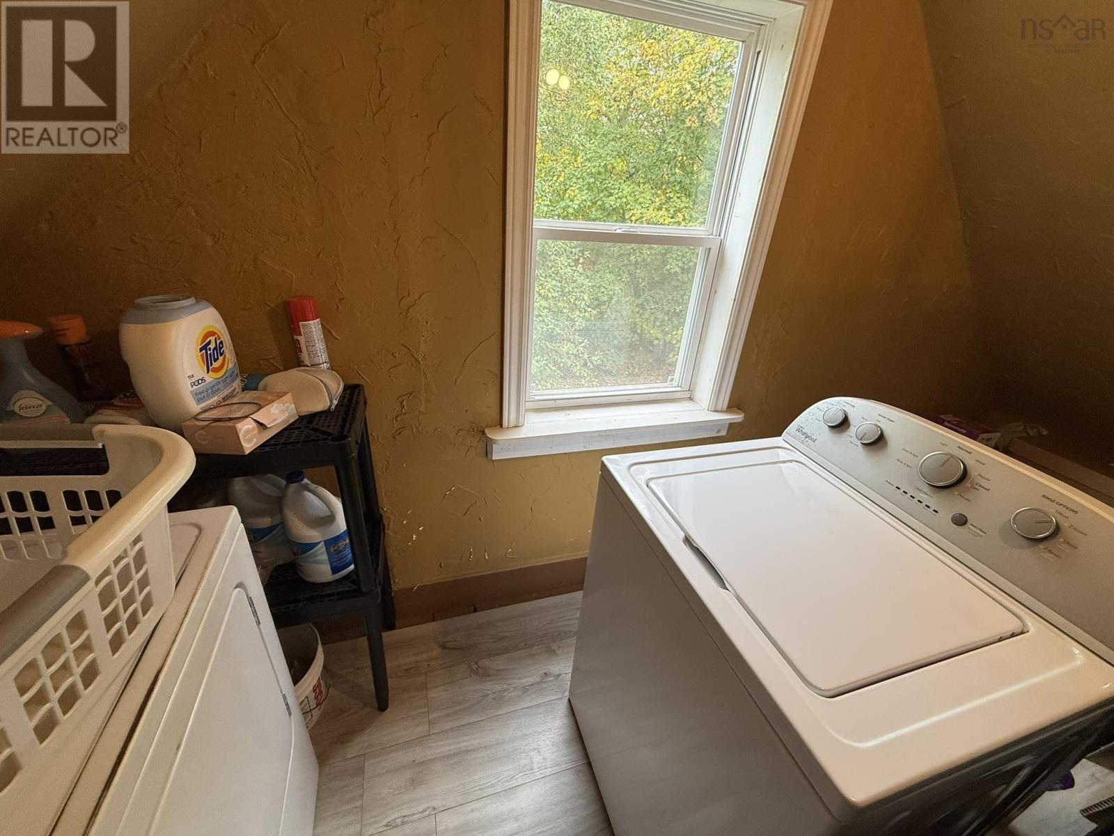 Property 40 of 47 of 89 WELSFORD Street