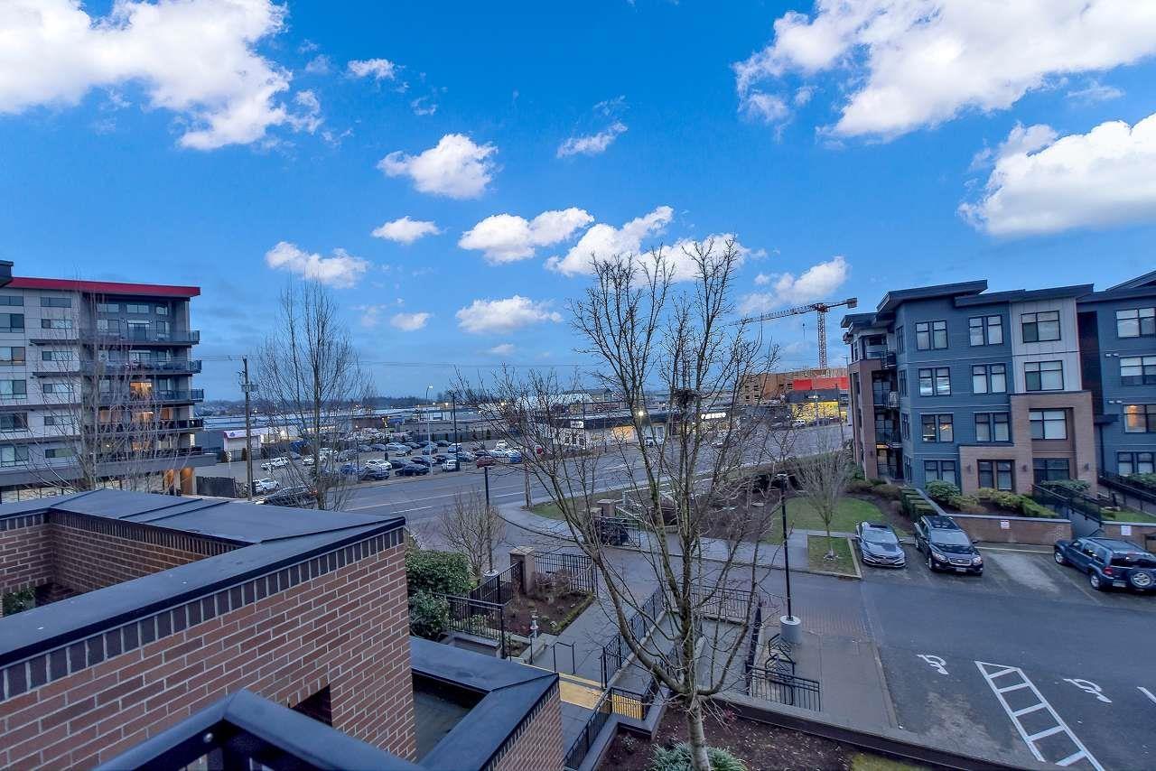 301 20058 FRASER HIGHWAY, Langley