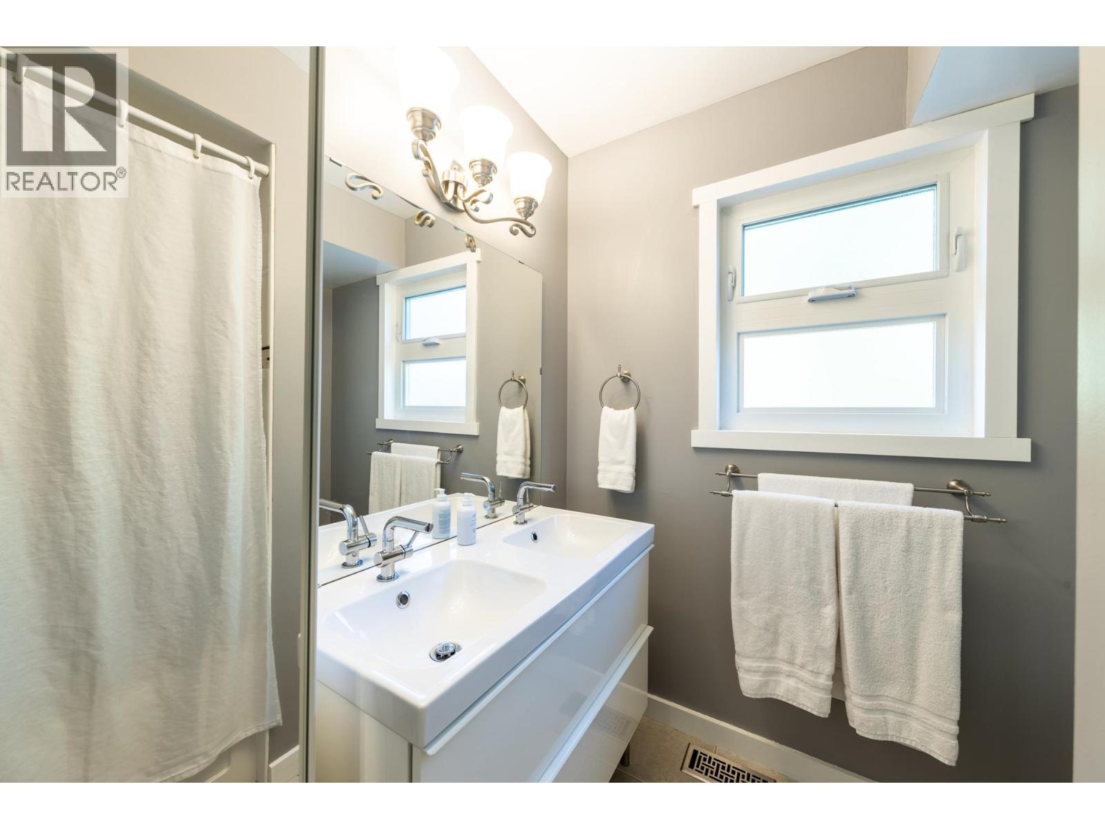 8800 ROSEDENE Court, Richmond