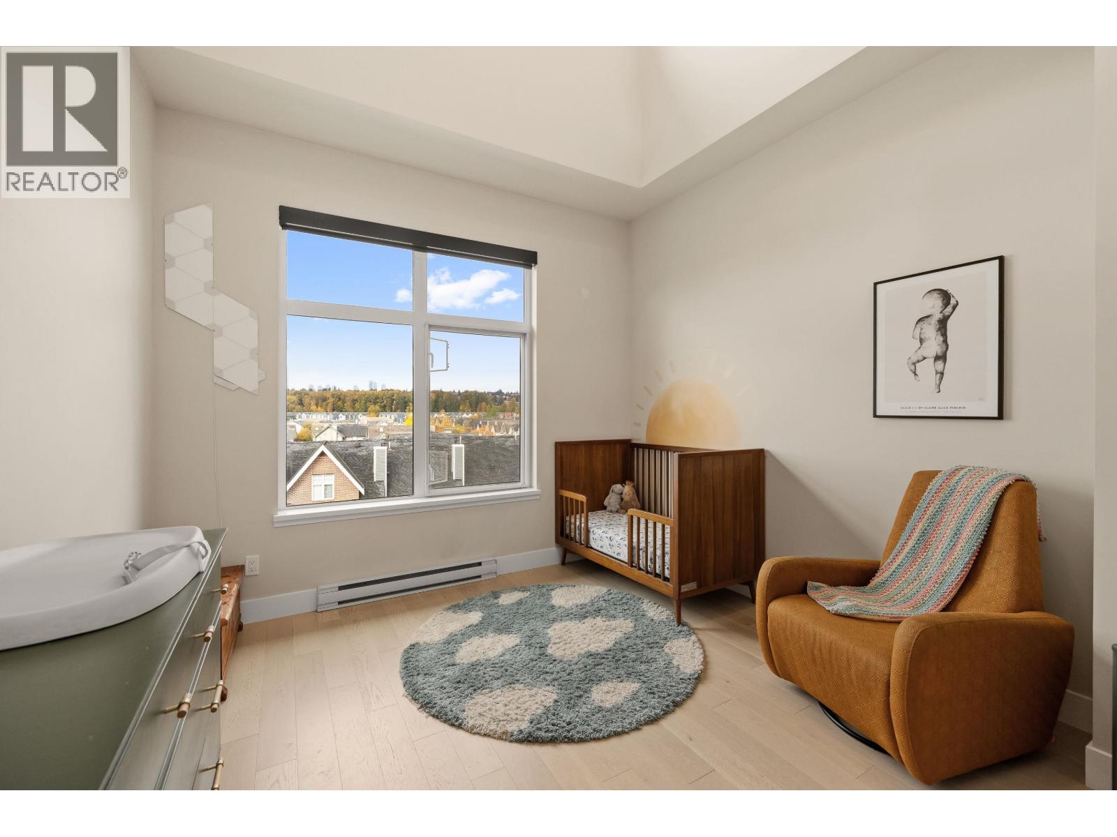 404 260 SALTER STREET, New Westminster