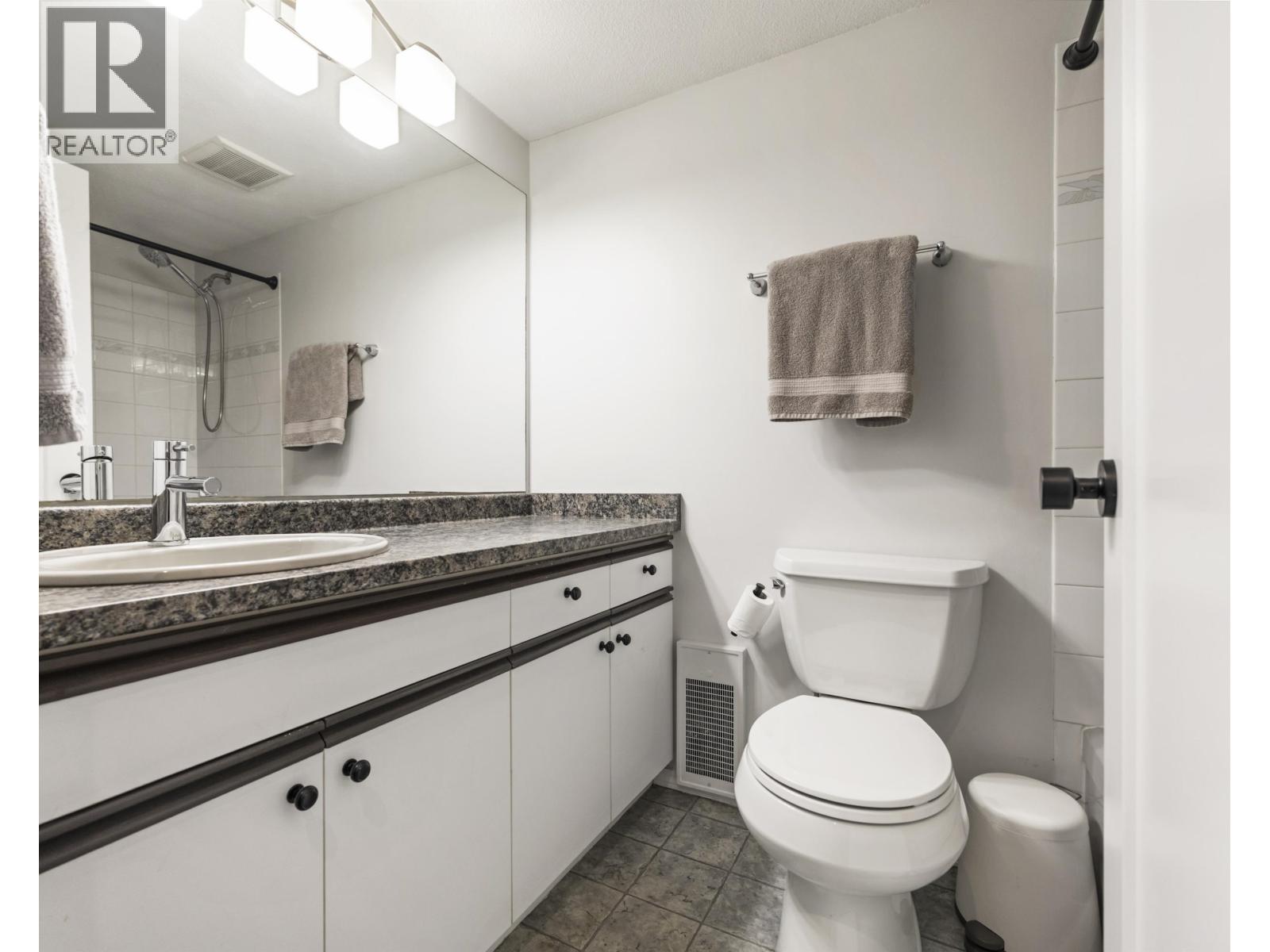 227 1215 LANSDOWNE DRIVE, Coquitlam