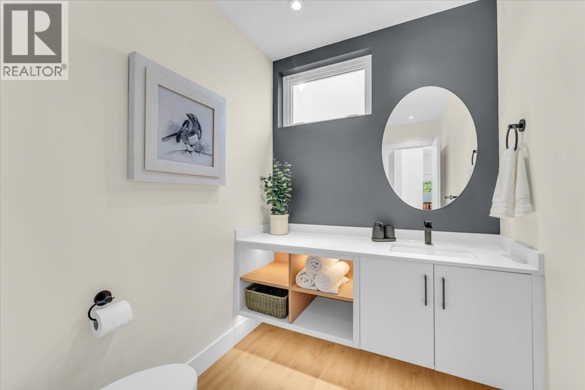 8 10392 240A STREET, Maple Ridge