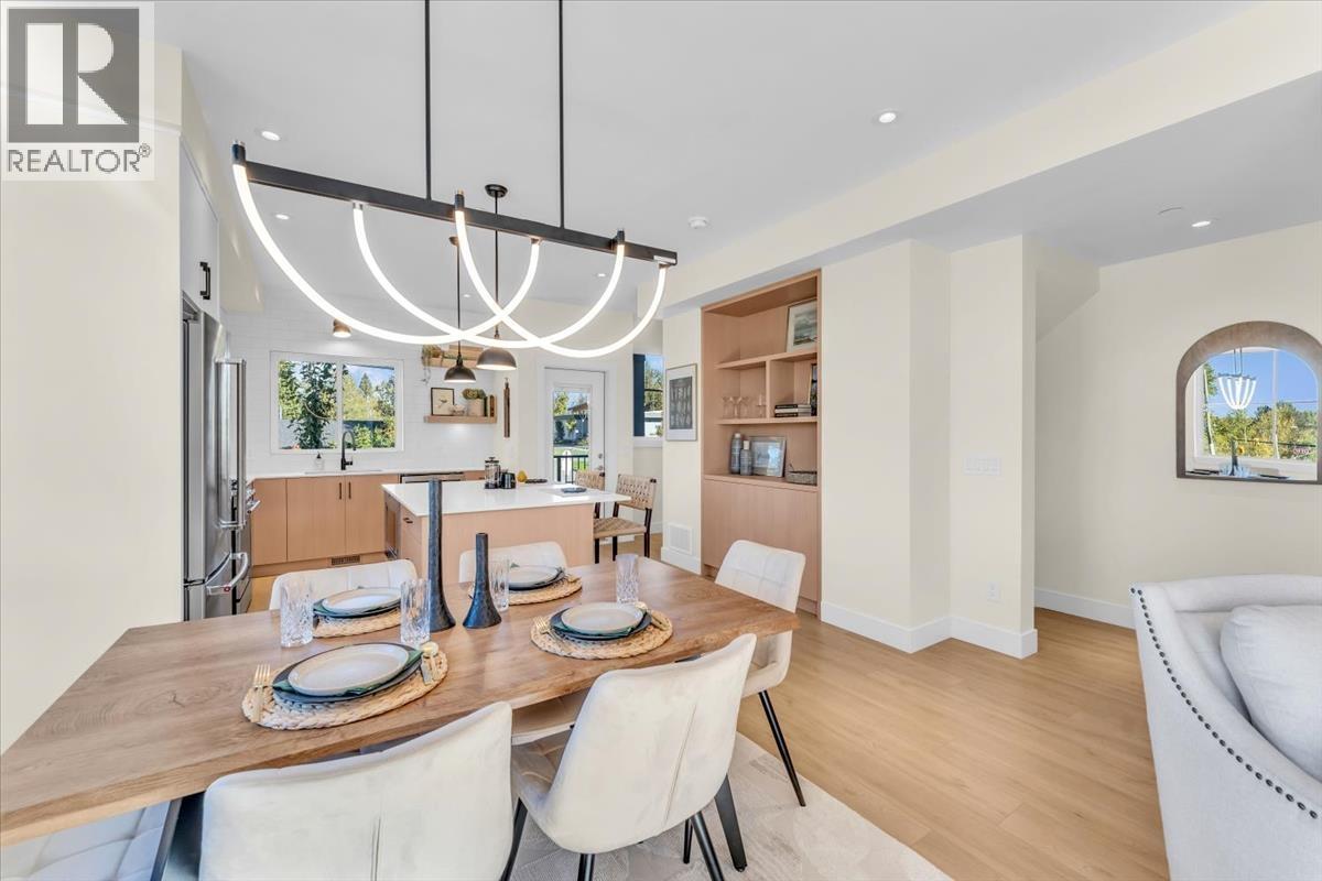 8 10392 240A STREET, Maple Ridge