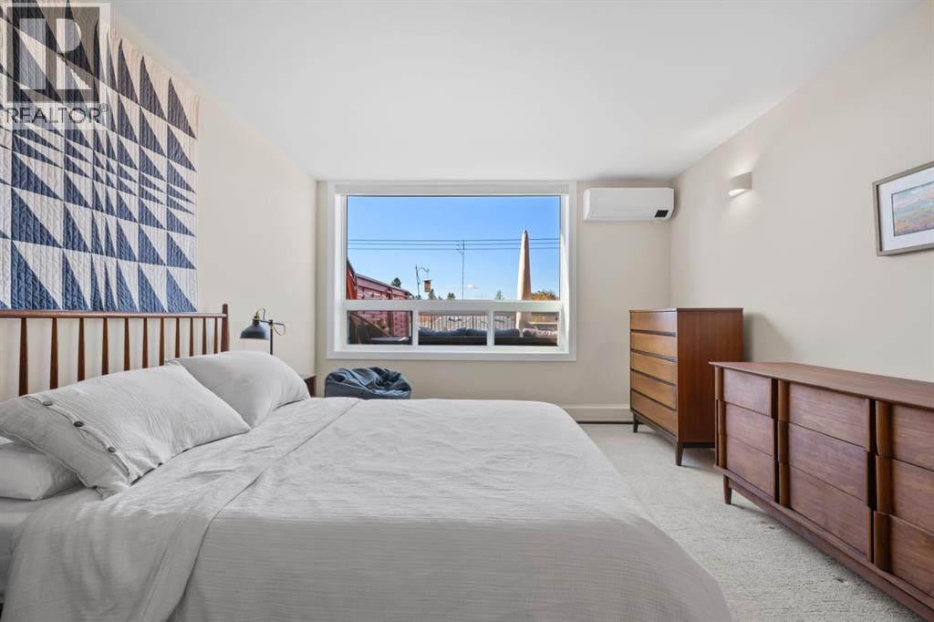 Single Family House Multi-level for Sale in    Avenue NW Hillhurst Calgary 