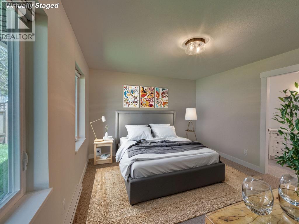 1100 CELIA CRESCENT, Gibsons