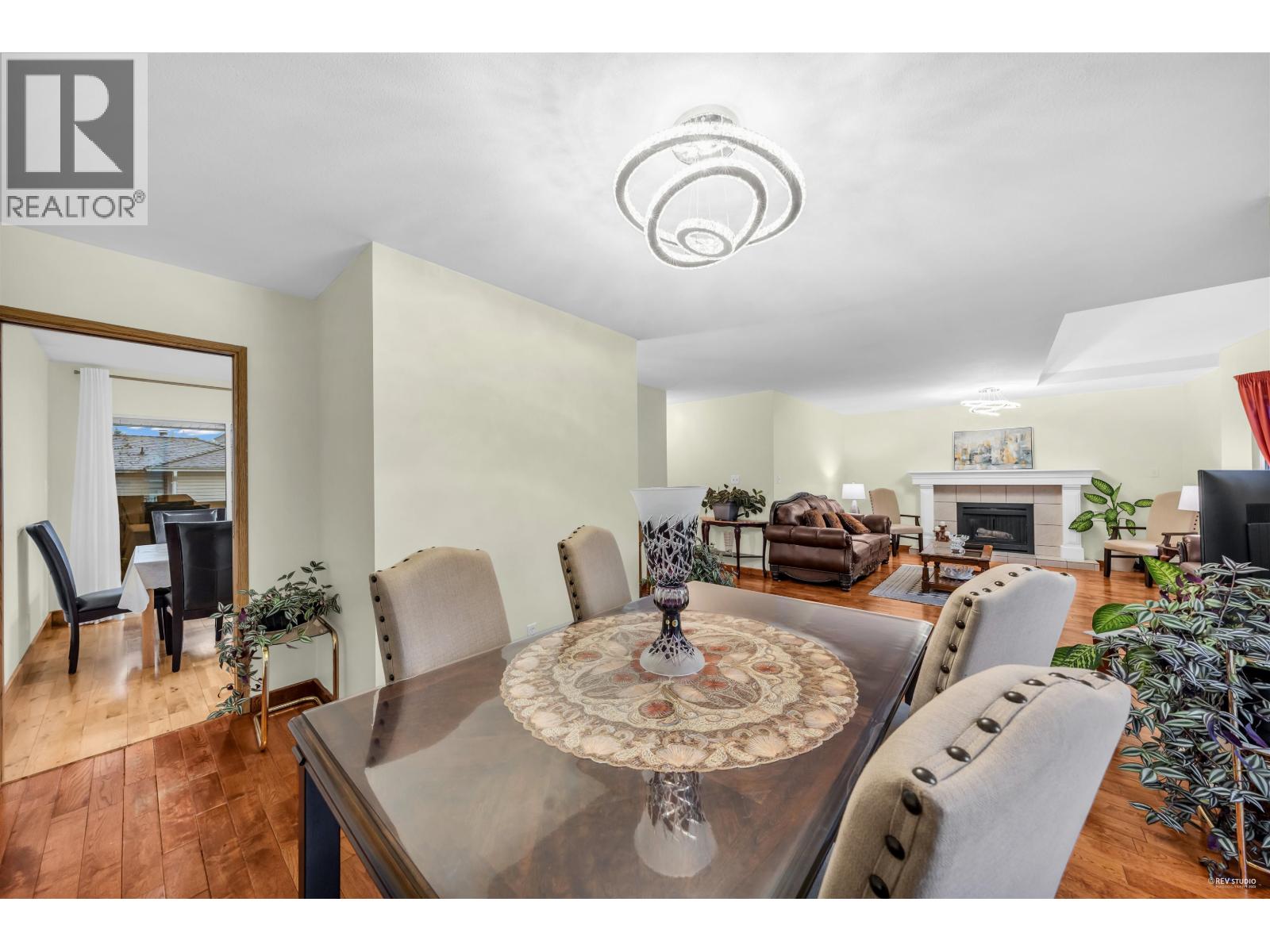 1382 SUTHERLAND AVENUE, Port Coquitlam