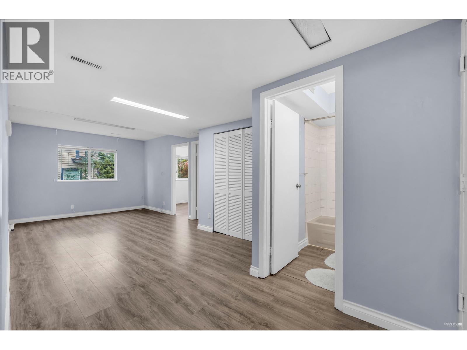 1382 SUTHERLAND AVENUE, Port Coquitlam