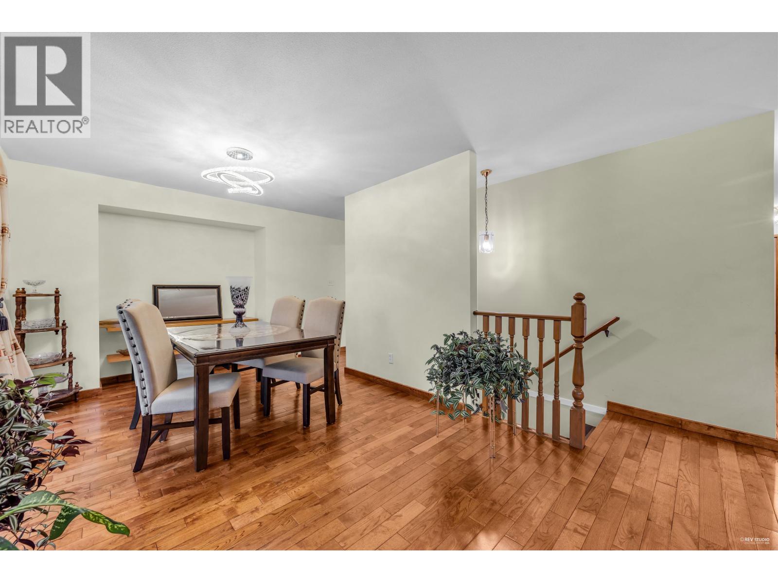 1382 SUTHERLAND AVENUE, Port Coquitlam