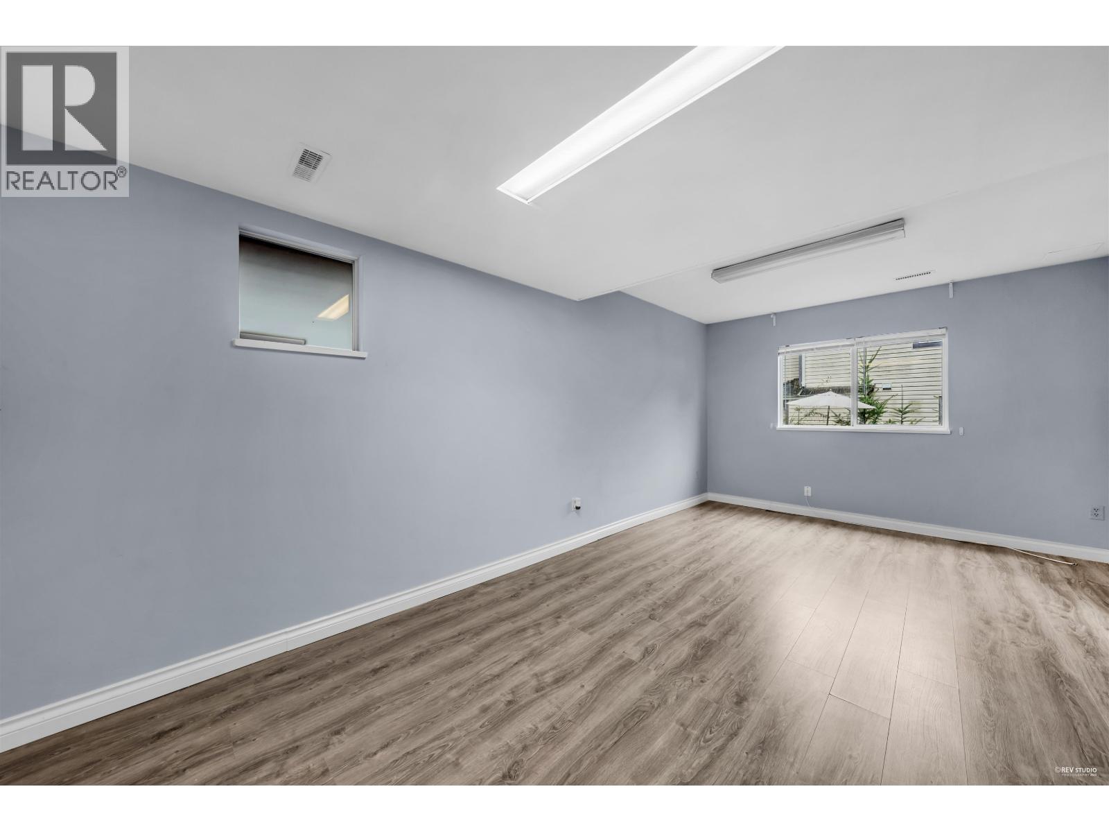 1382 SUTHERLAND AVENUE, Port Coquitlam