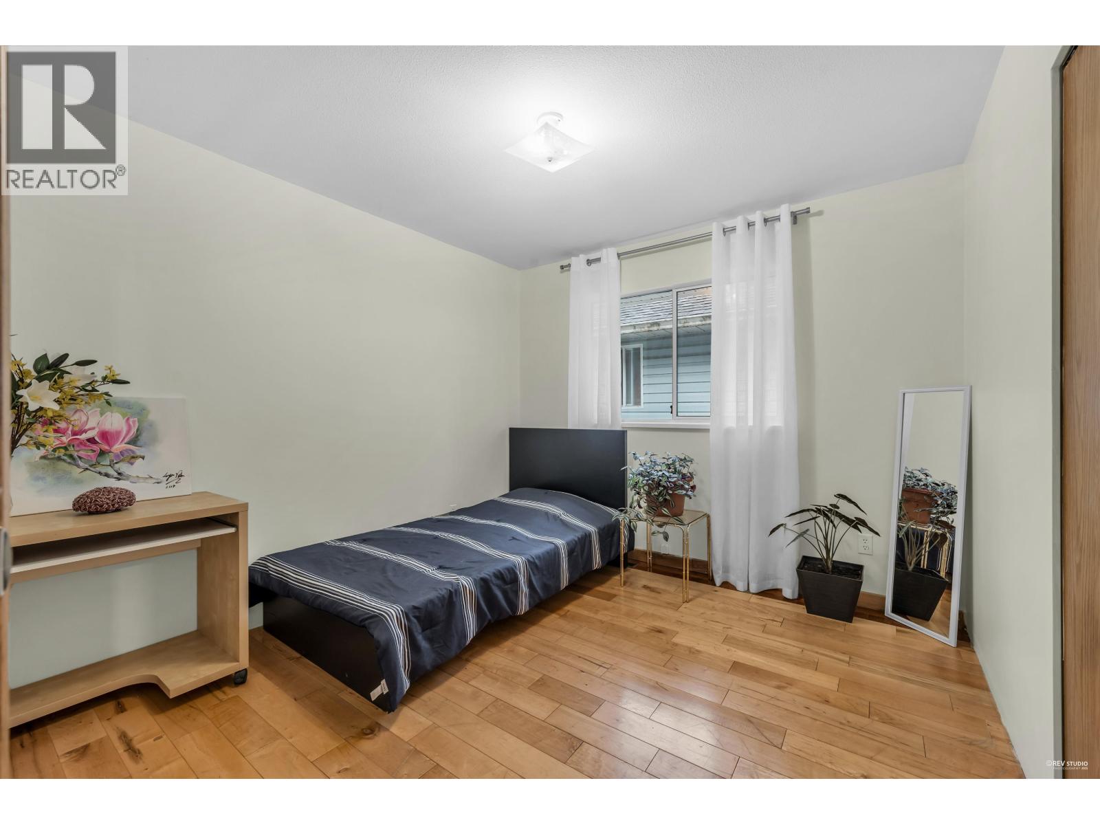 1382 SUTHERLAND AVENUE, Port Coquitlam