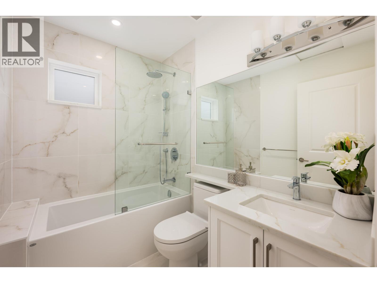 2014 W 15TH AVENUE, Vancouver