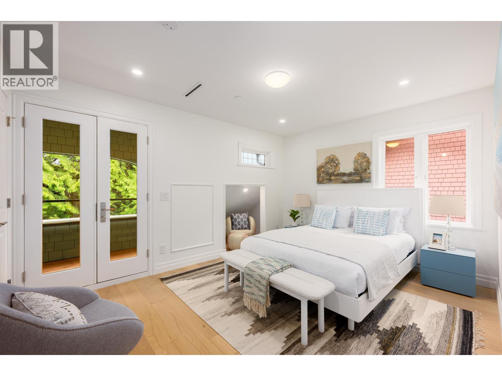 2014 W 15TH AVENUE, Vancouver