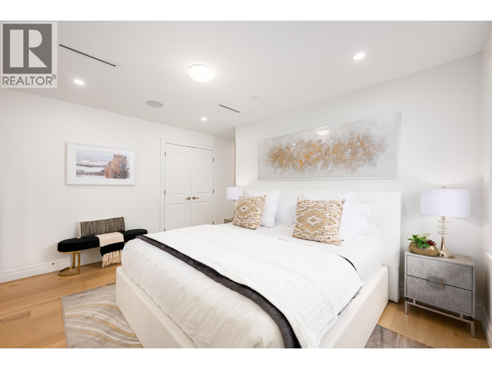 2014 W 15TH AVENUE, Vancouver