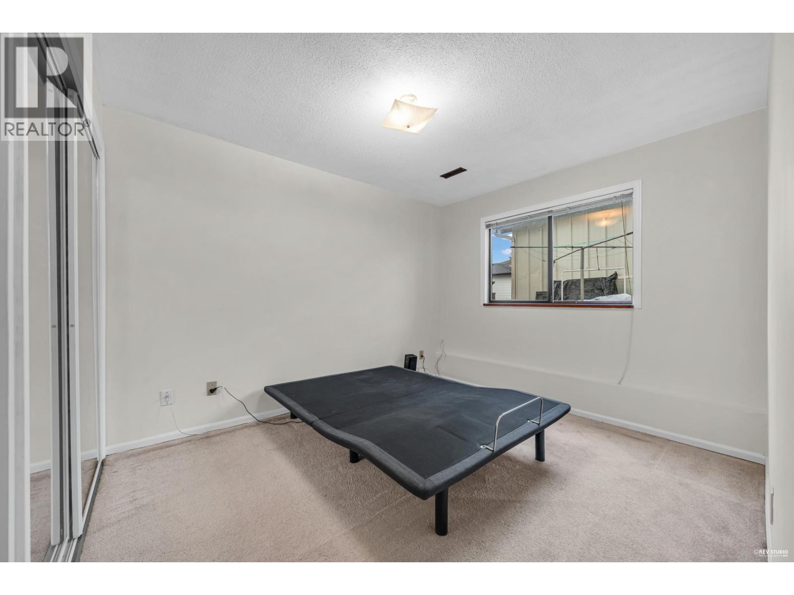 6760 LAKEVIEW AVENUE, Burnaby