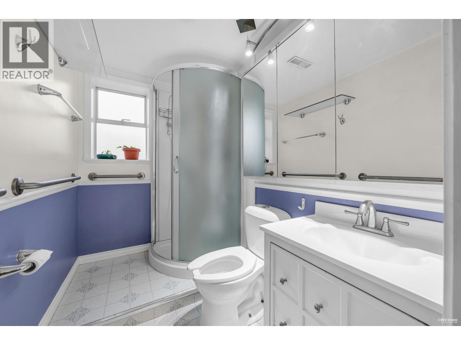 6760 LAKEVIEW AVENUE, Burnaby