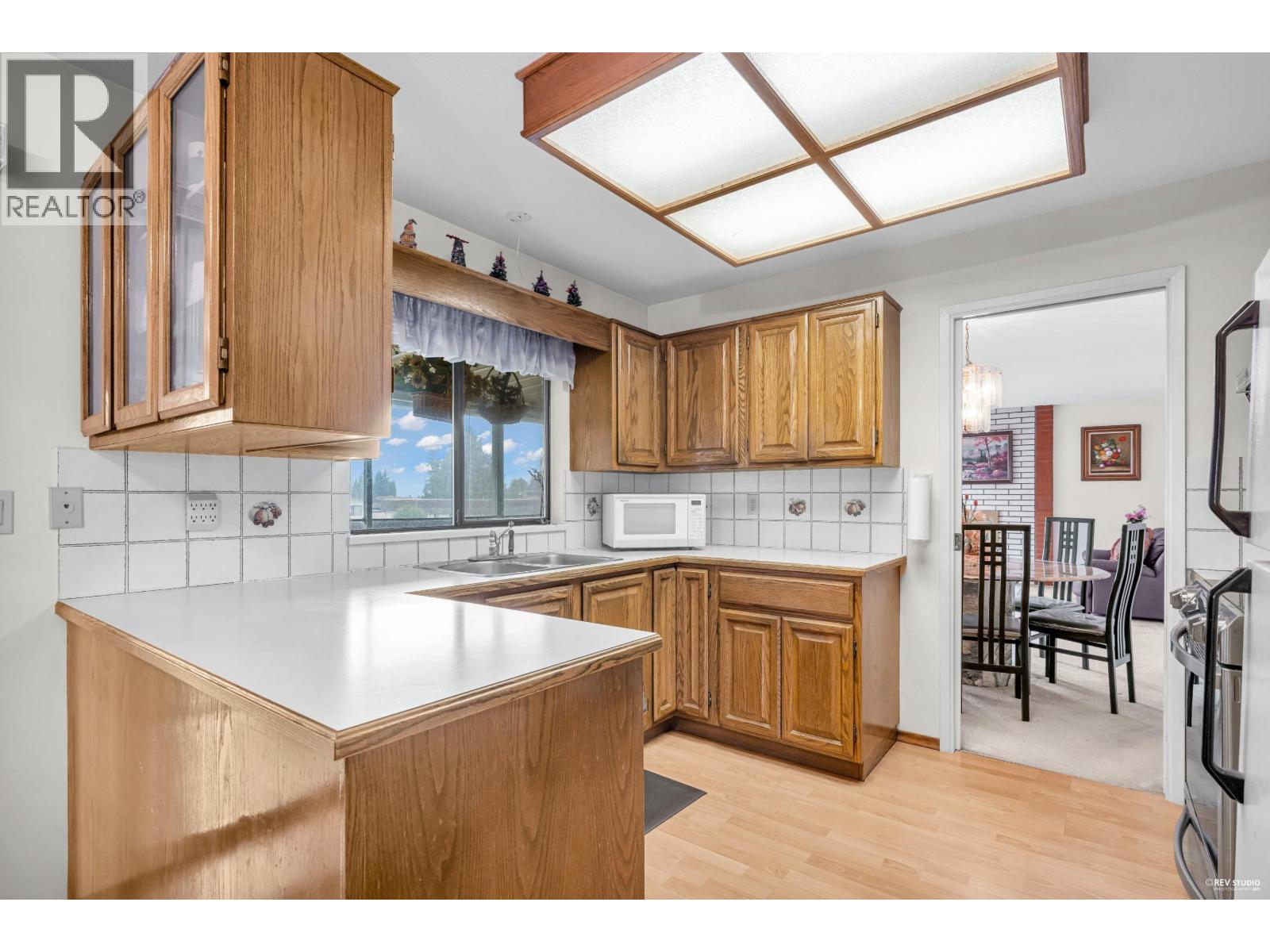 6760 LAKEVIEW AVENUE, Burnaby