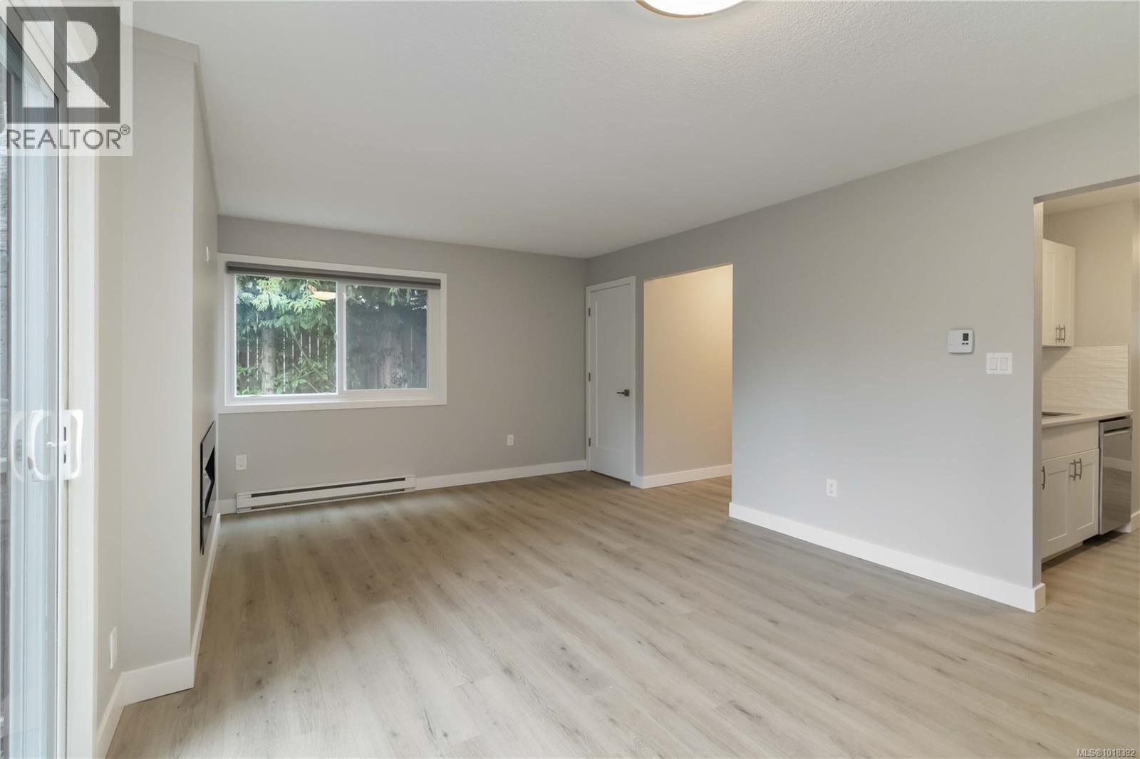 7004 Wallace Dr, Central Saanich