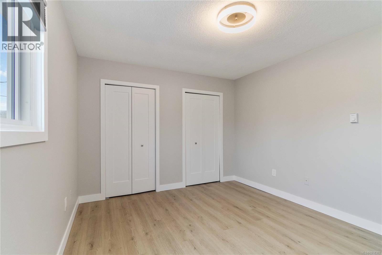 7004 Wallace Dr, Central Saanich