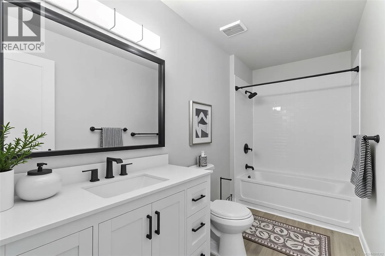 7004 Wallace Dr, Central Saanich