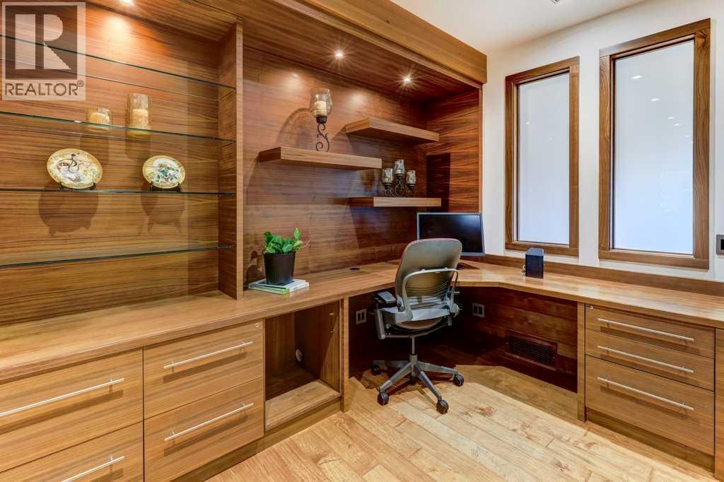 Single Family House for Sale in  Crescent Road NW Rosedale Calgary 