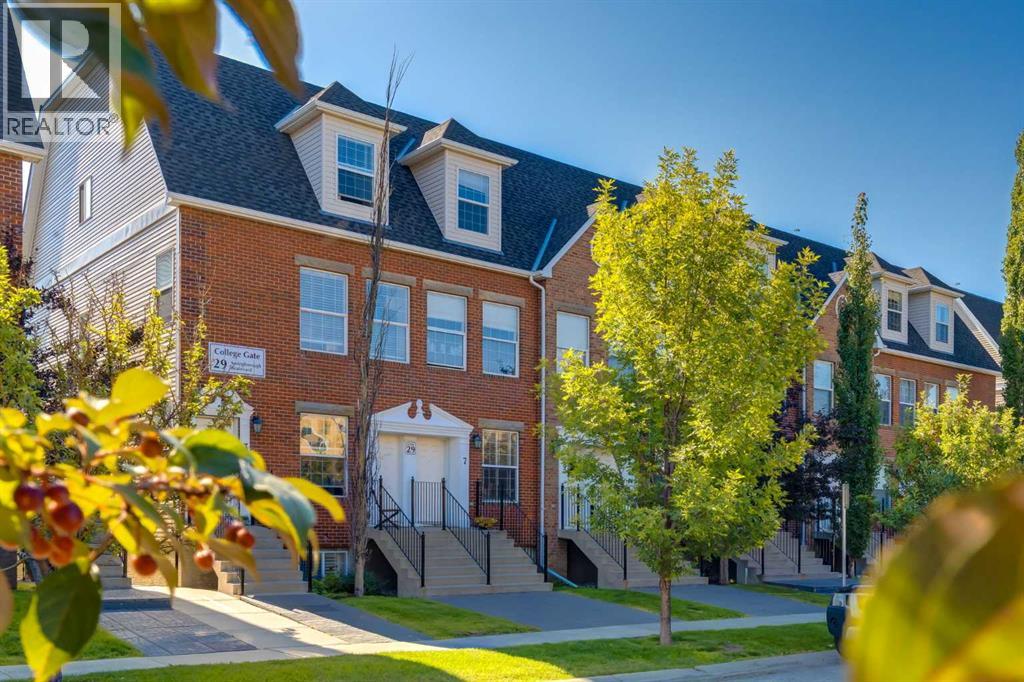 7, 29 Springborough Boulevard SW, Calgary, Alberta