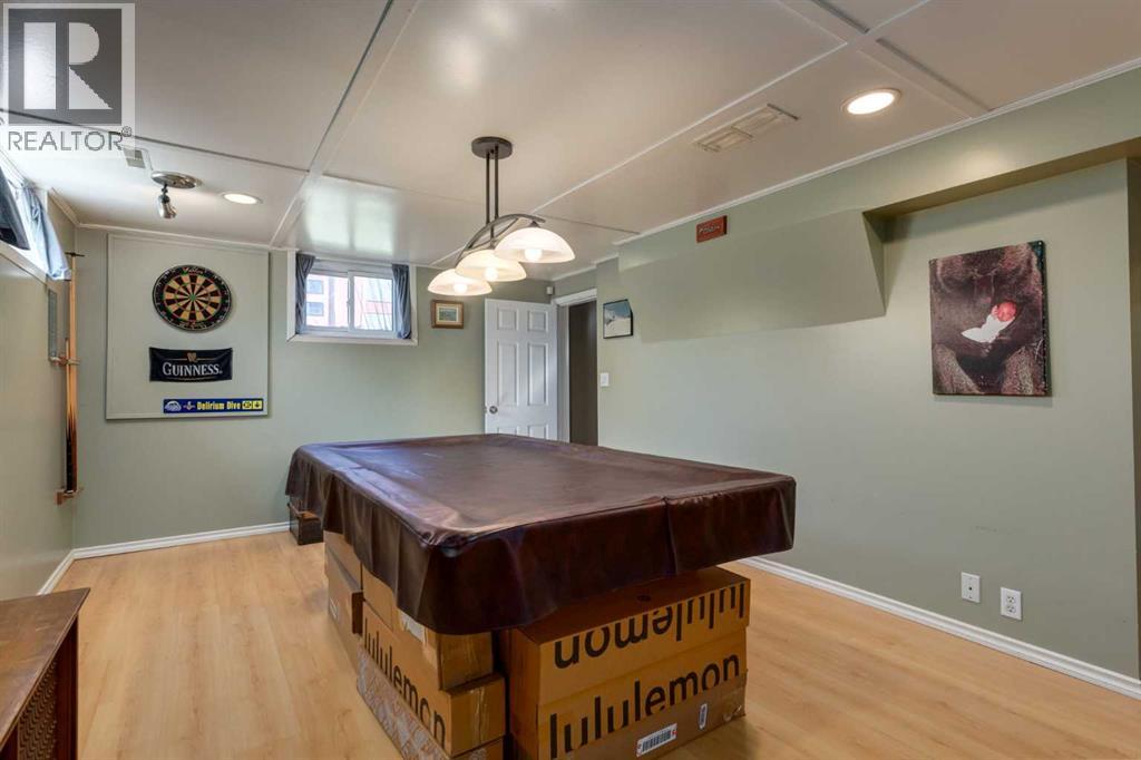 Single Family House Bungalow for Sale in   Avenue NE Tuxedo Park Calgary 