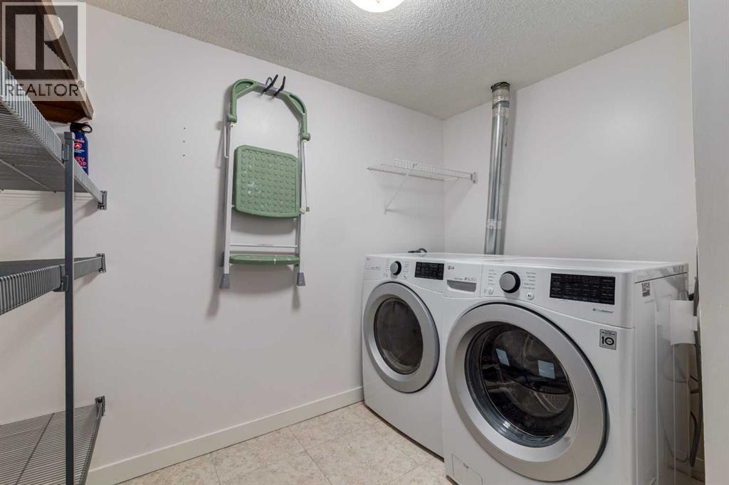 Single Family House for Sale in   Varsity Drive NW Varsity Calgary 