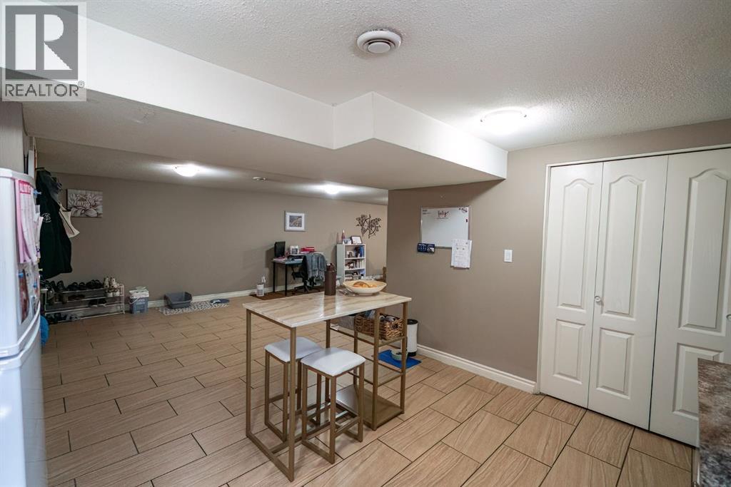 Single Family House Bungalow for Sale in  Montclare Avenue Mount Pleasant Camrose 