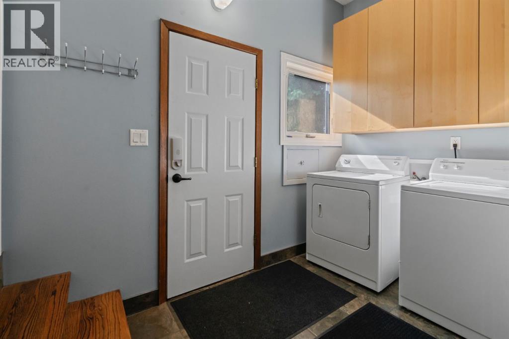 Single Family House Bungalow for Sale in  Montclare Avenue Mount Pleasant Camrose 