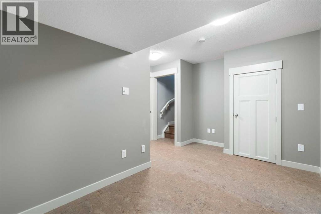 Single Family House for Sale in    Avenue NW Montgomery Calgary 