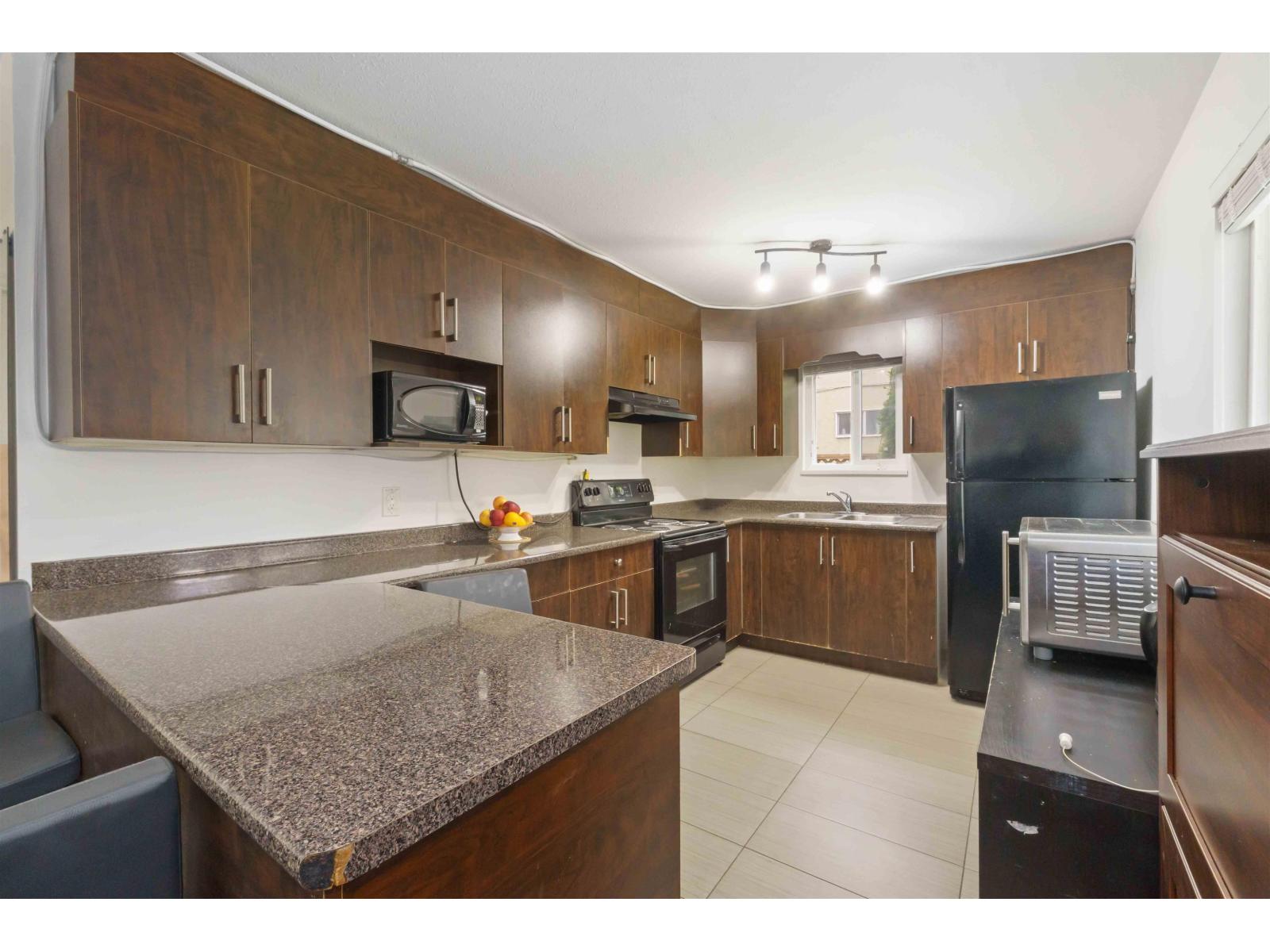 12183 77 AVENUE, Surrey