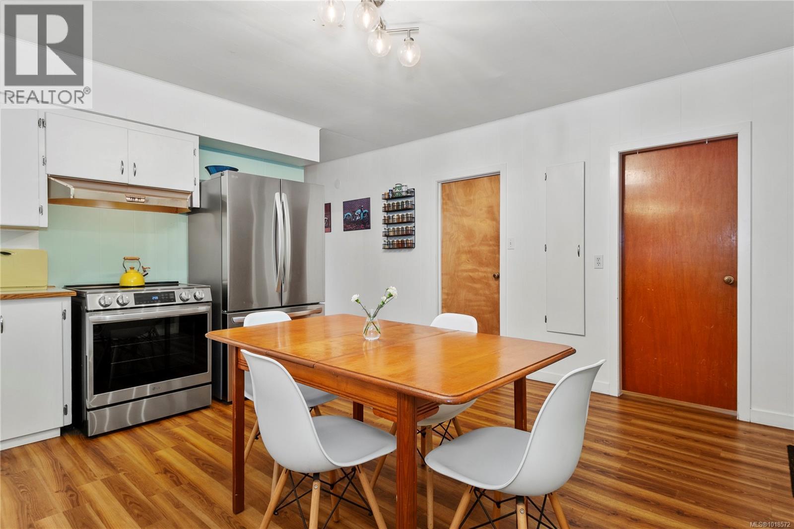 1040 17th St, Courtenay