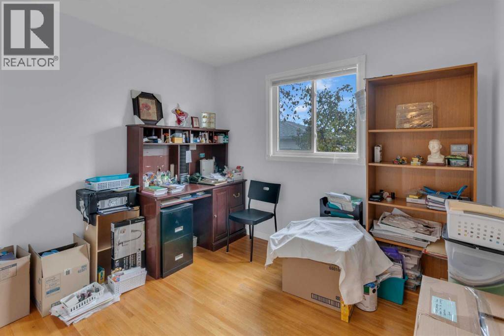 Single Family House Bungalow for Sale in   Street NW Varsity Calgary 