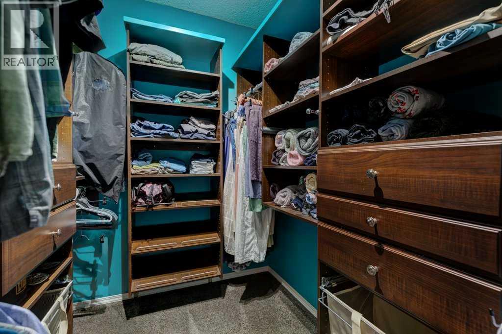 Single Family House for Sale in  Chaparral Street SE Chaparral Calgary 