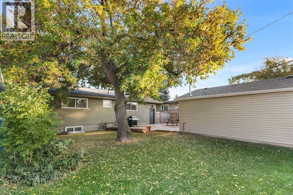 Single Family House Bungalow for Sale in  Archwood Road SE Acadia Calgary 