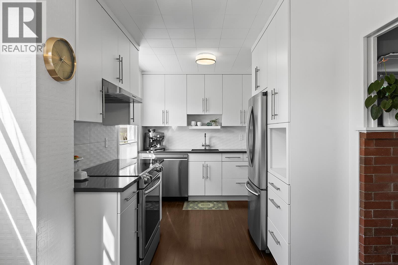  1404 Graham Street, Kelowna