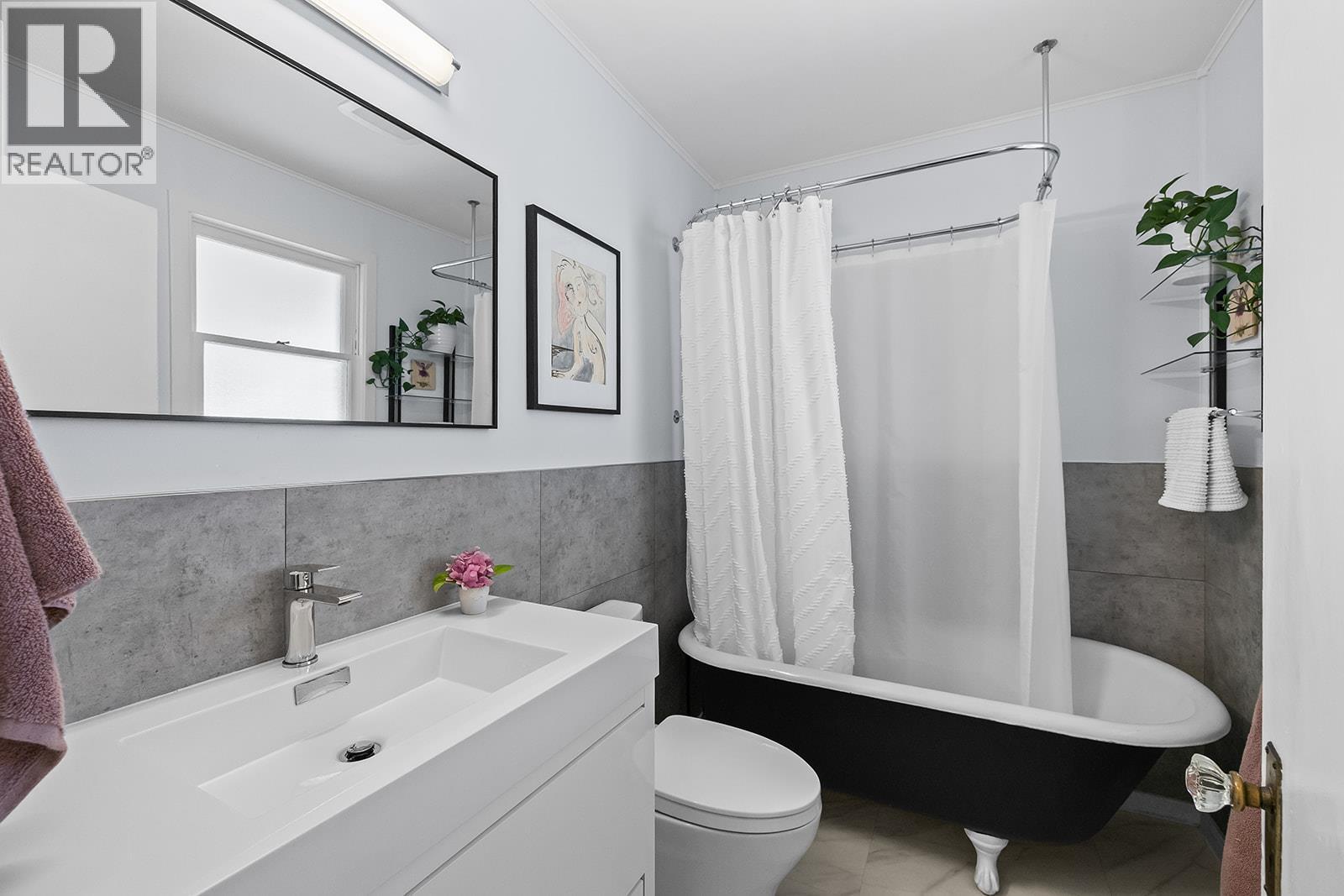  1404 Graham Street, Kelowna