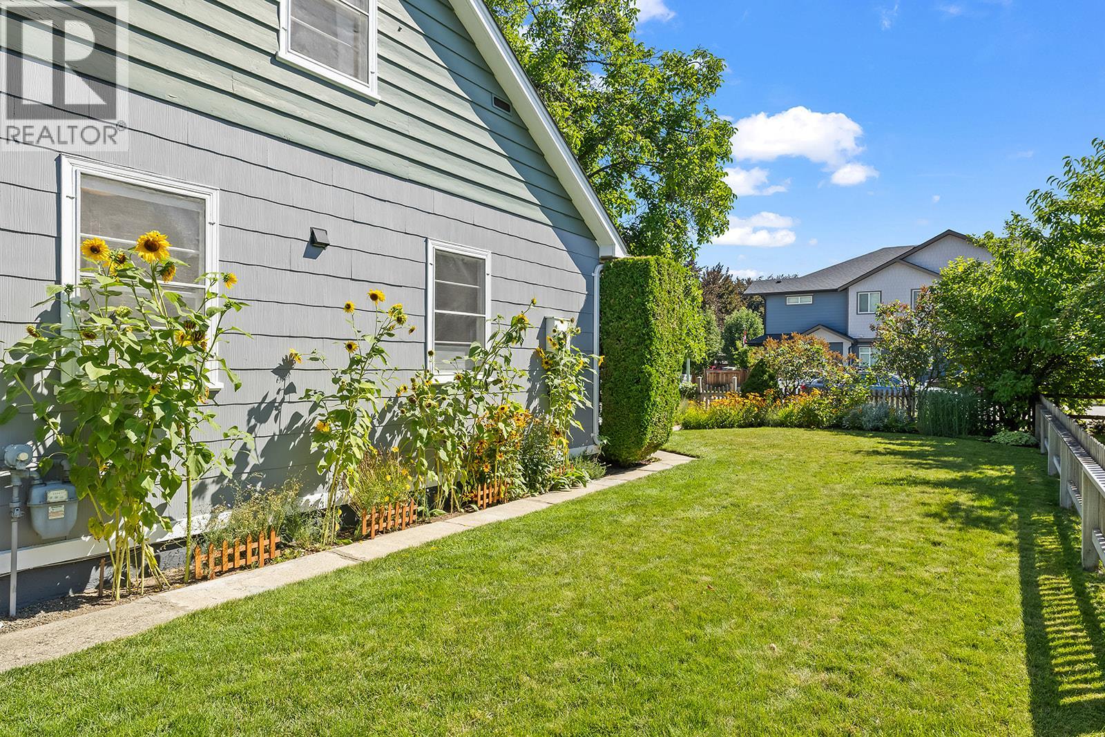  1404 Graham Street, Kelowna