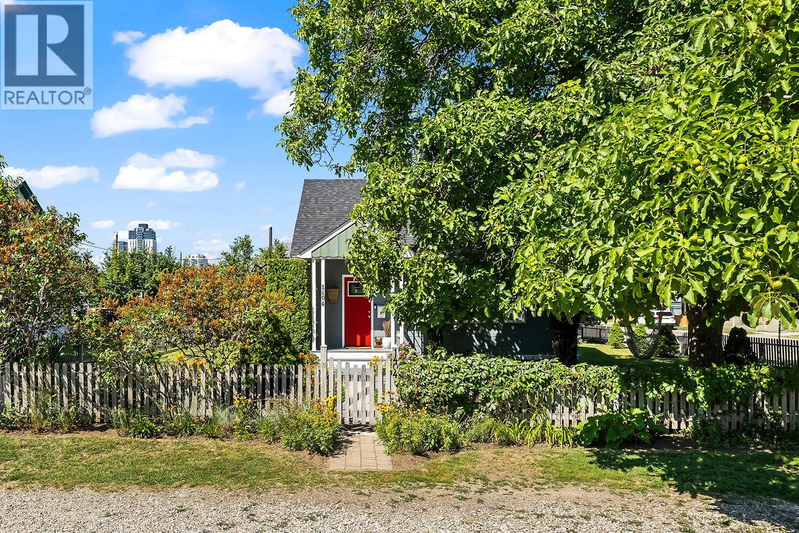  1404 Graham Street, Kelowna