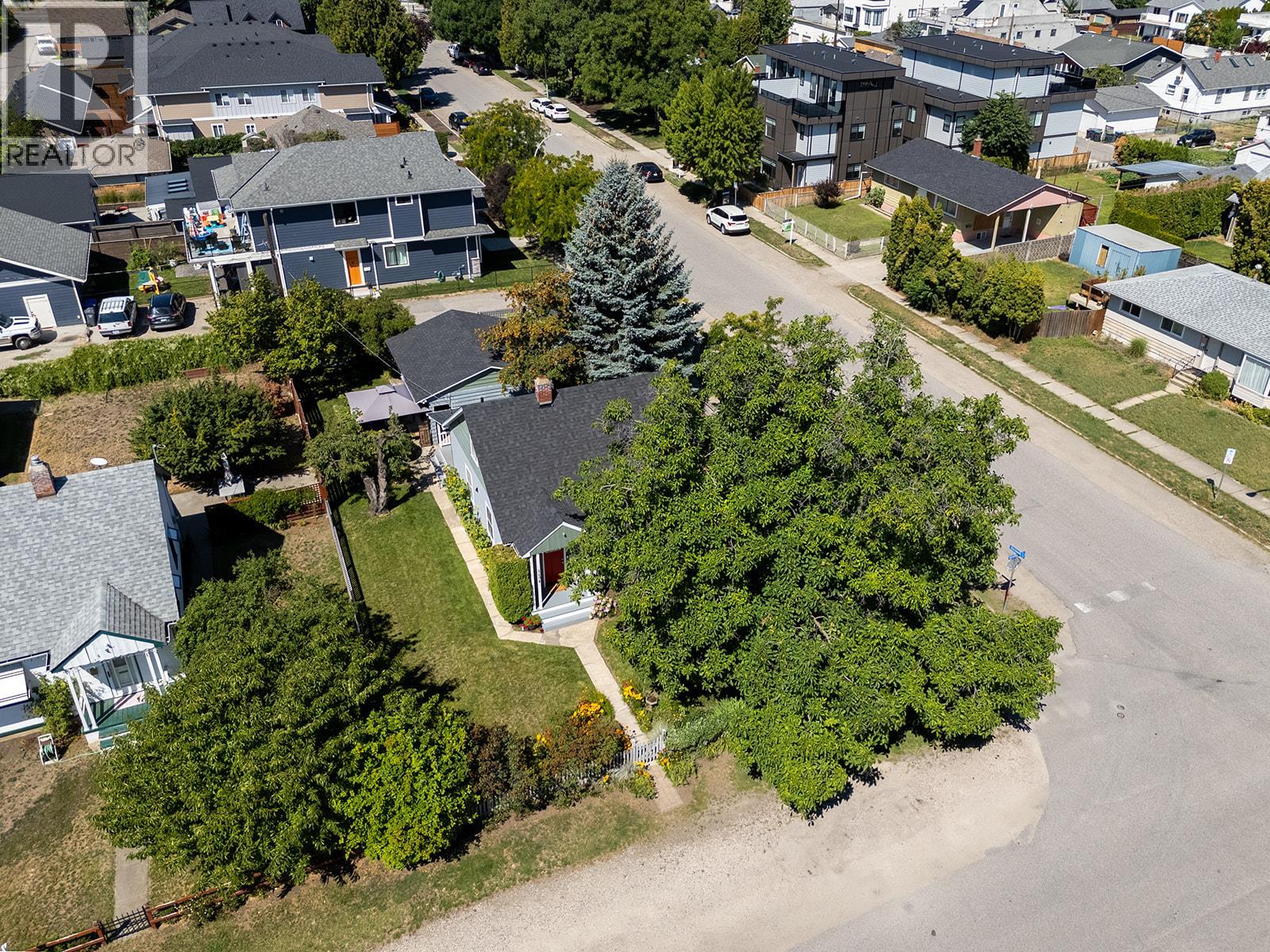  1404 Graham Street, Kelowna