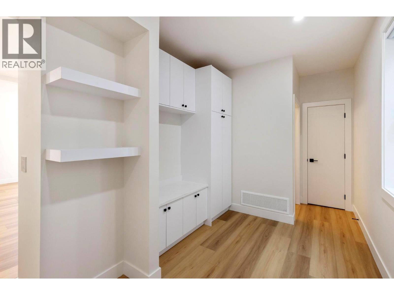  3741 Astoria Drive, West Kelowna