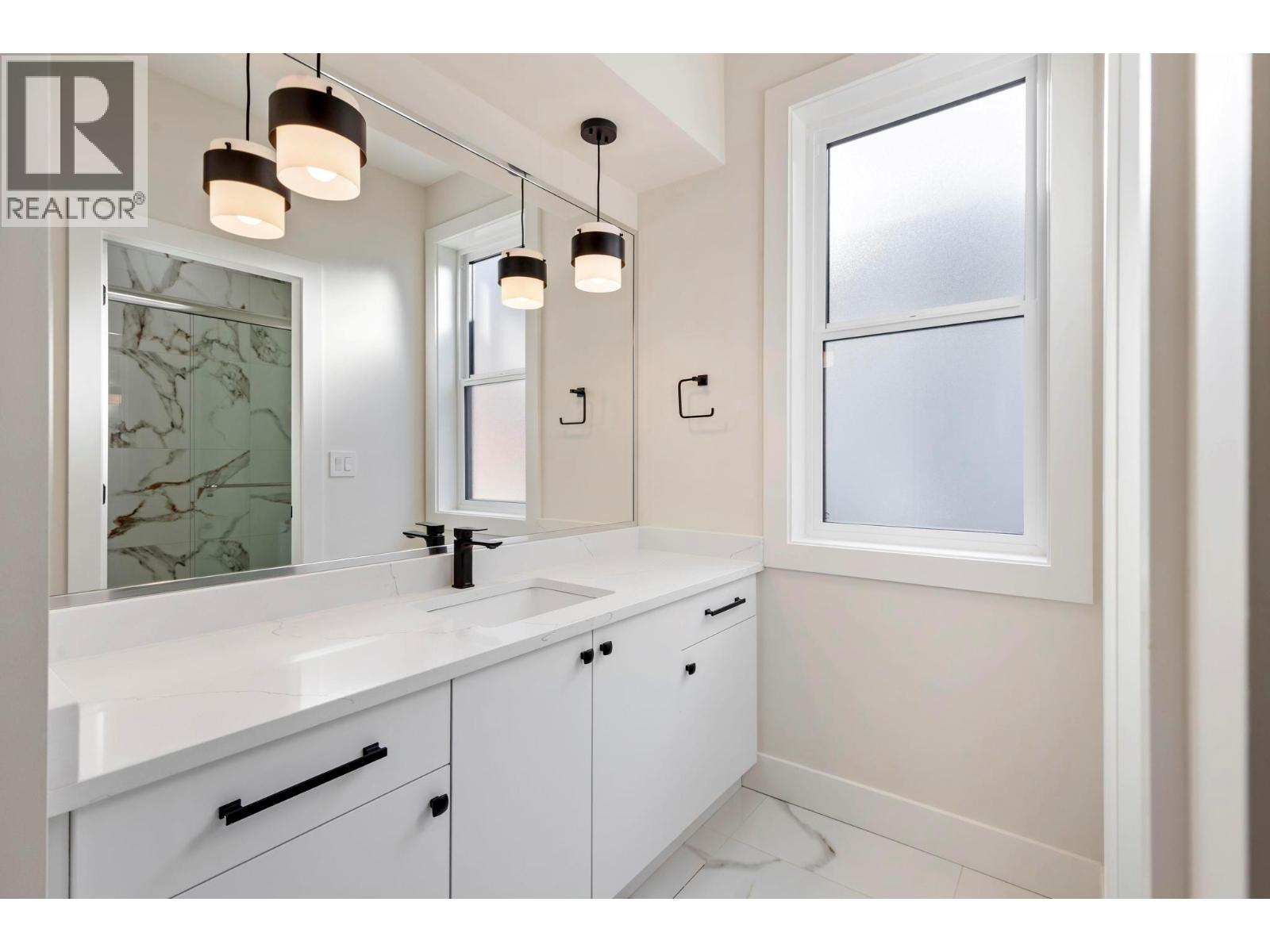  3741 Astoria Drive, West Kelowna