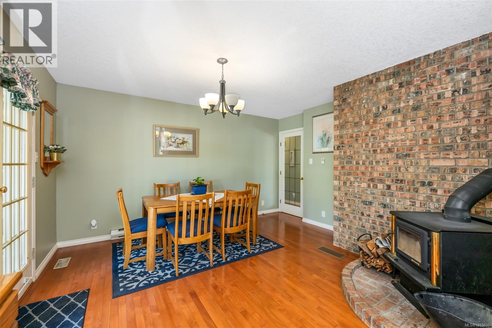 4759 Yellow Point Rd, Ladysmith