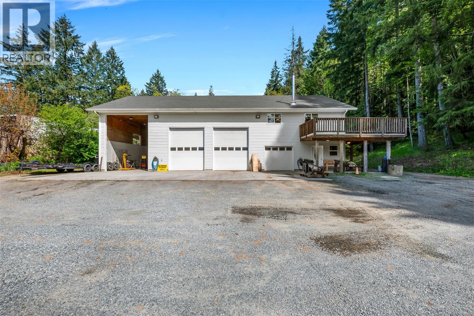 4759 Yellow Point Rd, Ladysmith